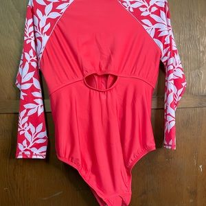 Nwt Kona Swimsuit SS 18